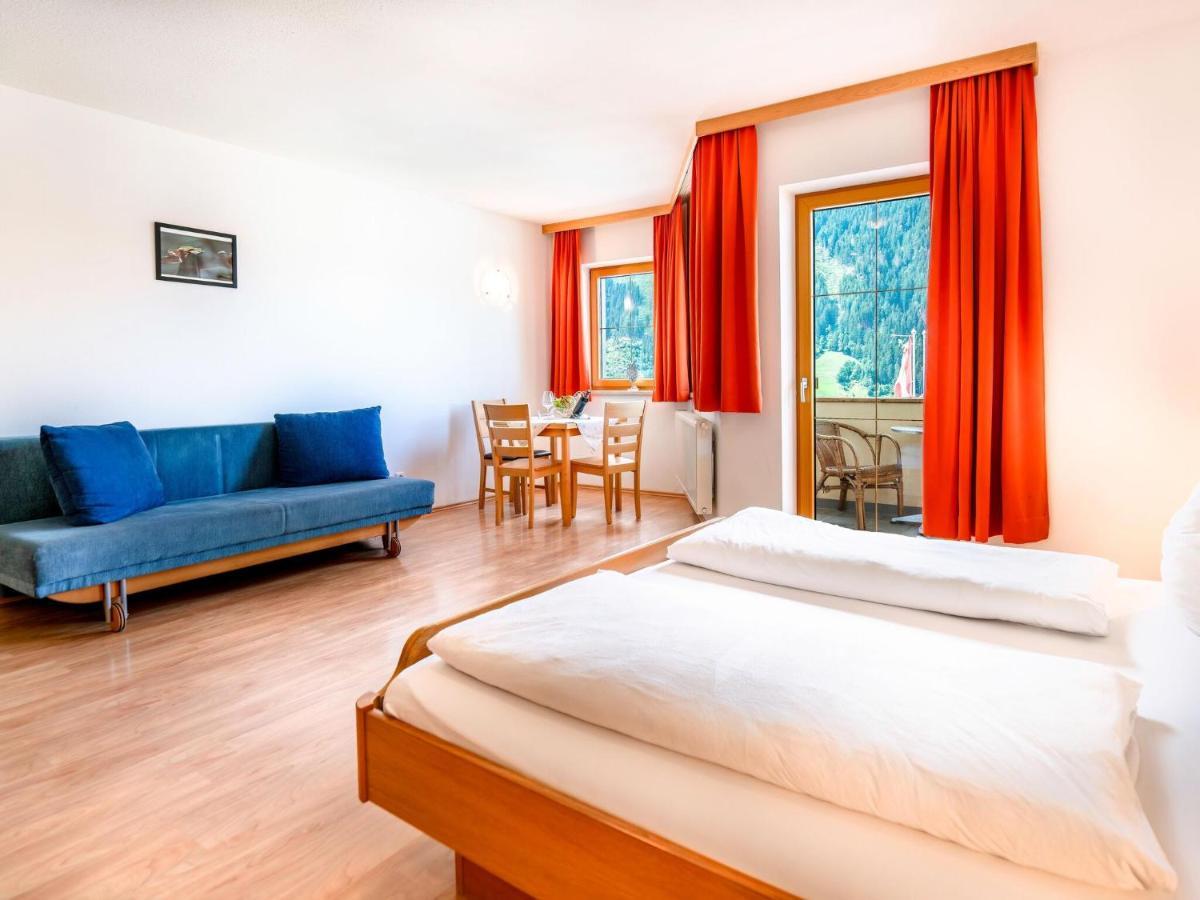 Lovely Apartment In Neustift Im Stubaital With Mountain View Exterior foto